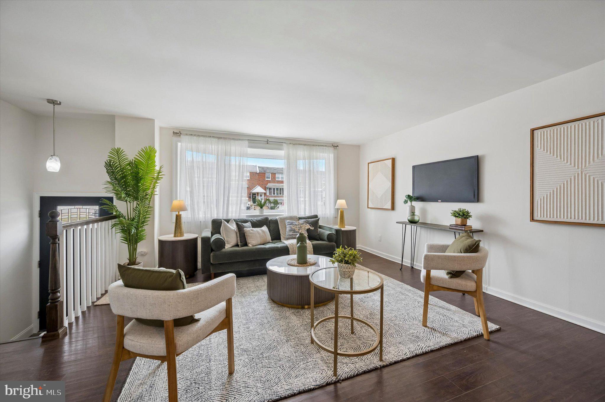 3344 Kayford Circle Philadelphia, PA 19114 - Photo 2 of 25 Bright and inviting living space.