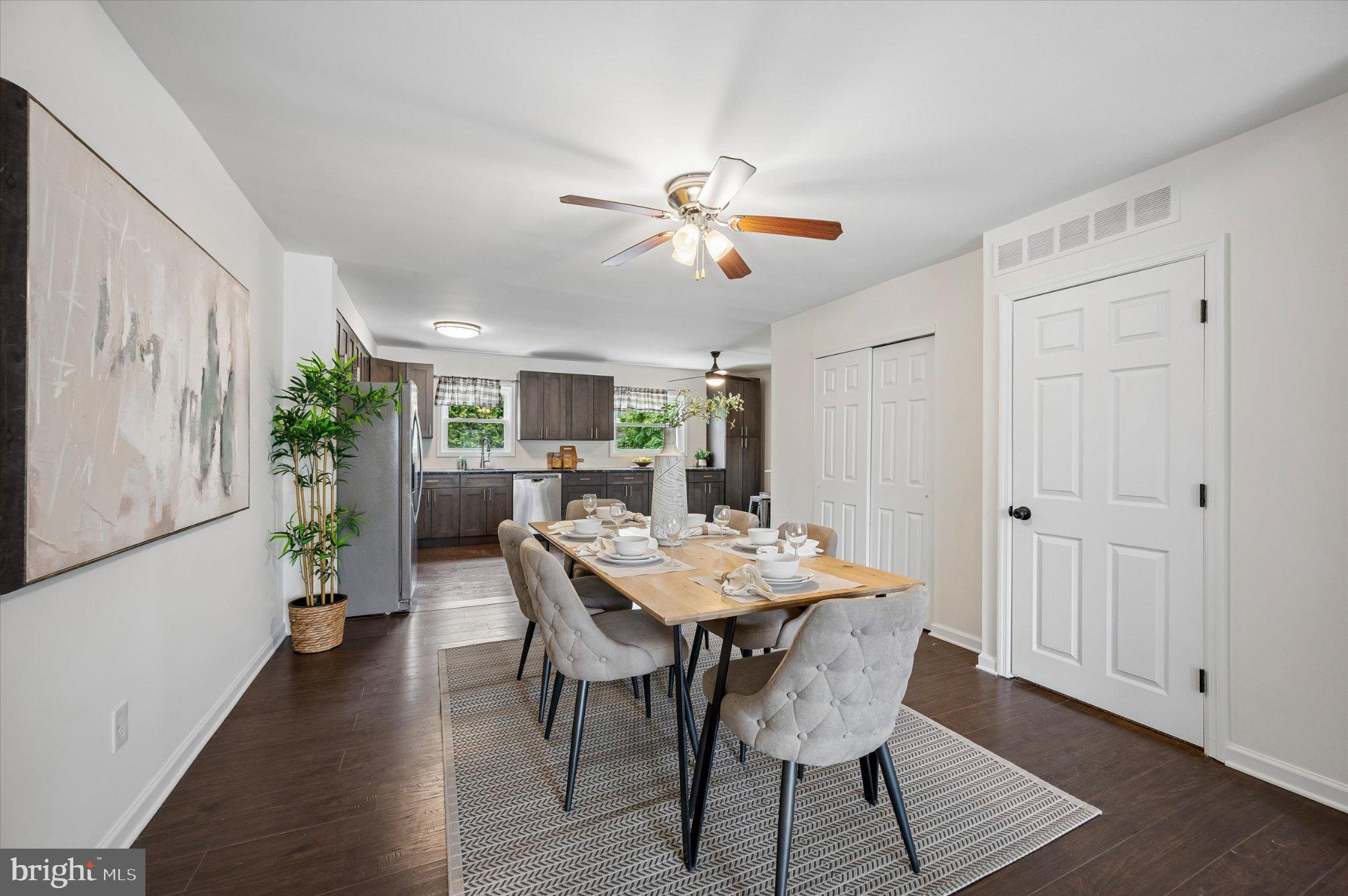 3344 Kayford Circle Philadelphia, PA 19114 - Photo 5 of 25 Modern dining space with natural light.