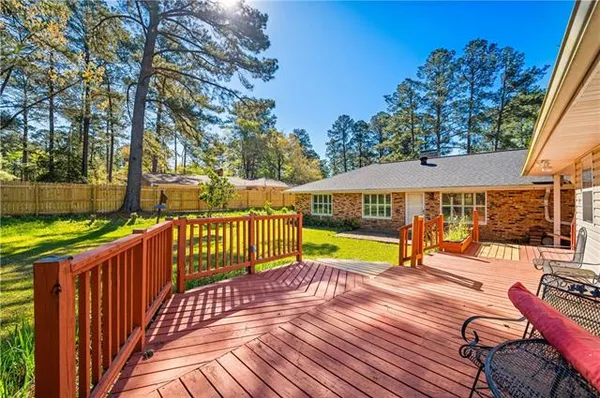 $200,000 | 115 Agnes Lane, Pineville, LA 71360