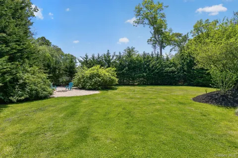 $1,329,000 | 322 Rose Lane, Smithtown, NY 11787