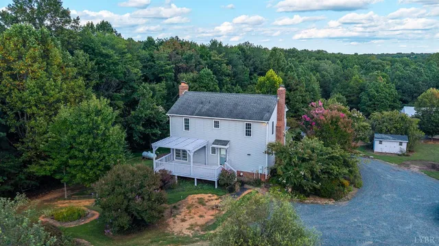 $595,000 | 3971 Stage Road, Concord, VA 24538