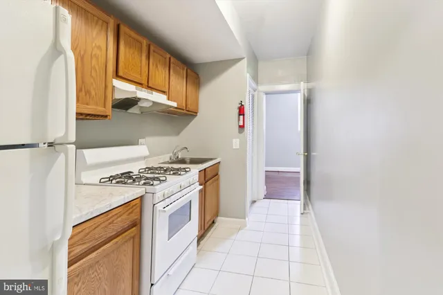$1,400 | 1712 West Virginia Avenue Northeast, Unit 1, Washington, DC 20002