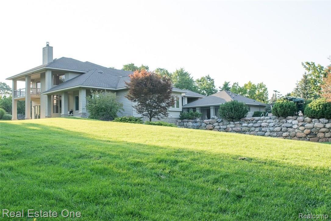 1825 Silver Bell Road Rochester, MI 48306 - Photo 57 of 61 80.jpg