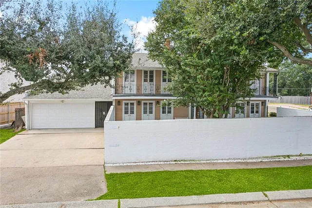 $459,000 | 3924 Pharr Street, Metairie, LA 70002