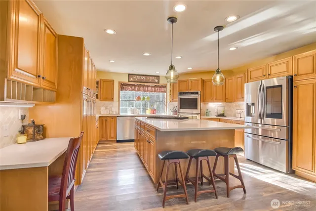 $975,000 | 24608 Southeast 387th Street, Enumclaw, WA 98022