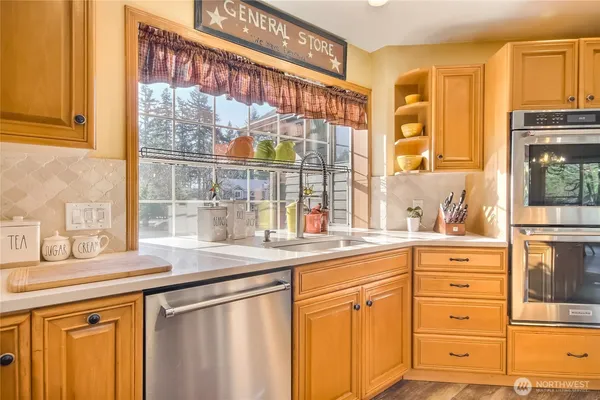 $950,000 | 24608 Southeast 387th Street, Enumclaw, WA 98022