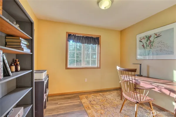 $950,000 | 24608 Southeast 387th Street, Enumclaw, WA 98022