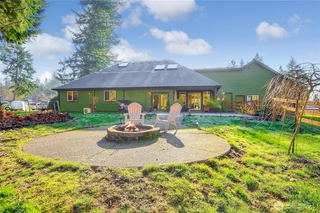 $975,000 | 24608 Southeast 387th Street, Enumclaw, WA 98022