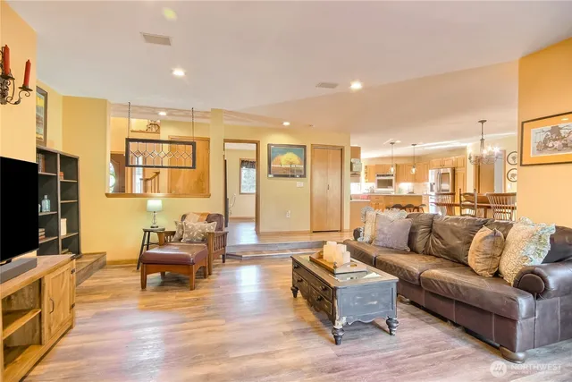 $975,000 | 24608 Southeast 387th Street, Enumclaw, WA 98022