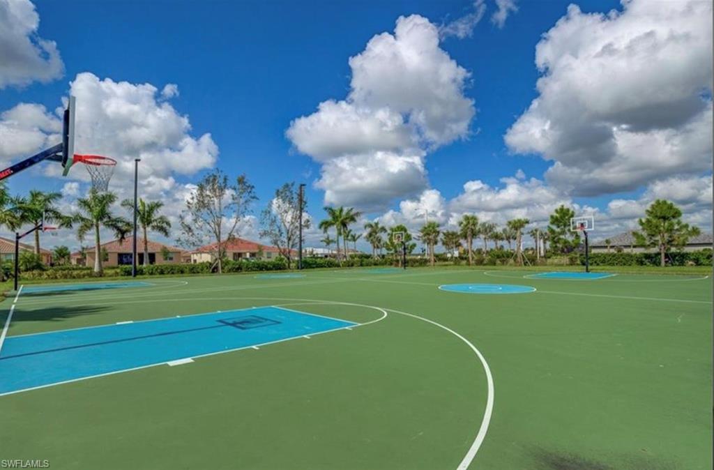 2385 Orchard Street Naples, FL 34120 - Photo 35 of 41 Basketball court