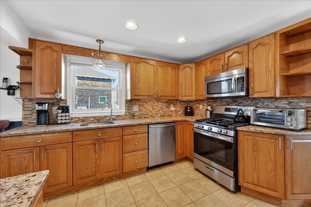 25 11th Road Marshfield, MA 02050 - Photo 6 of 30 Gallery Image 6