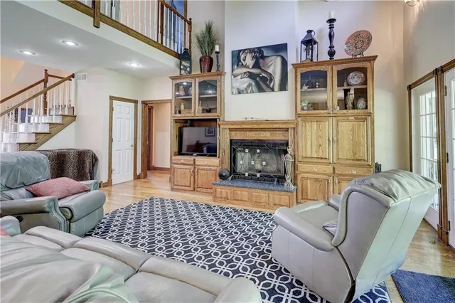 $525,000 | 124 Huntington Circle, Pittsburg, KS 66762