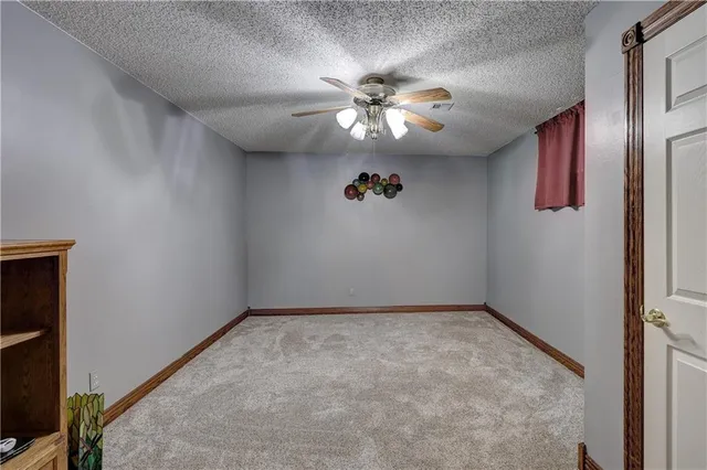 $525,000 | 124 Huntington Circle, Pittsburg, KS 66762