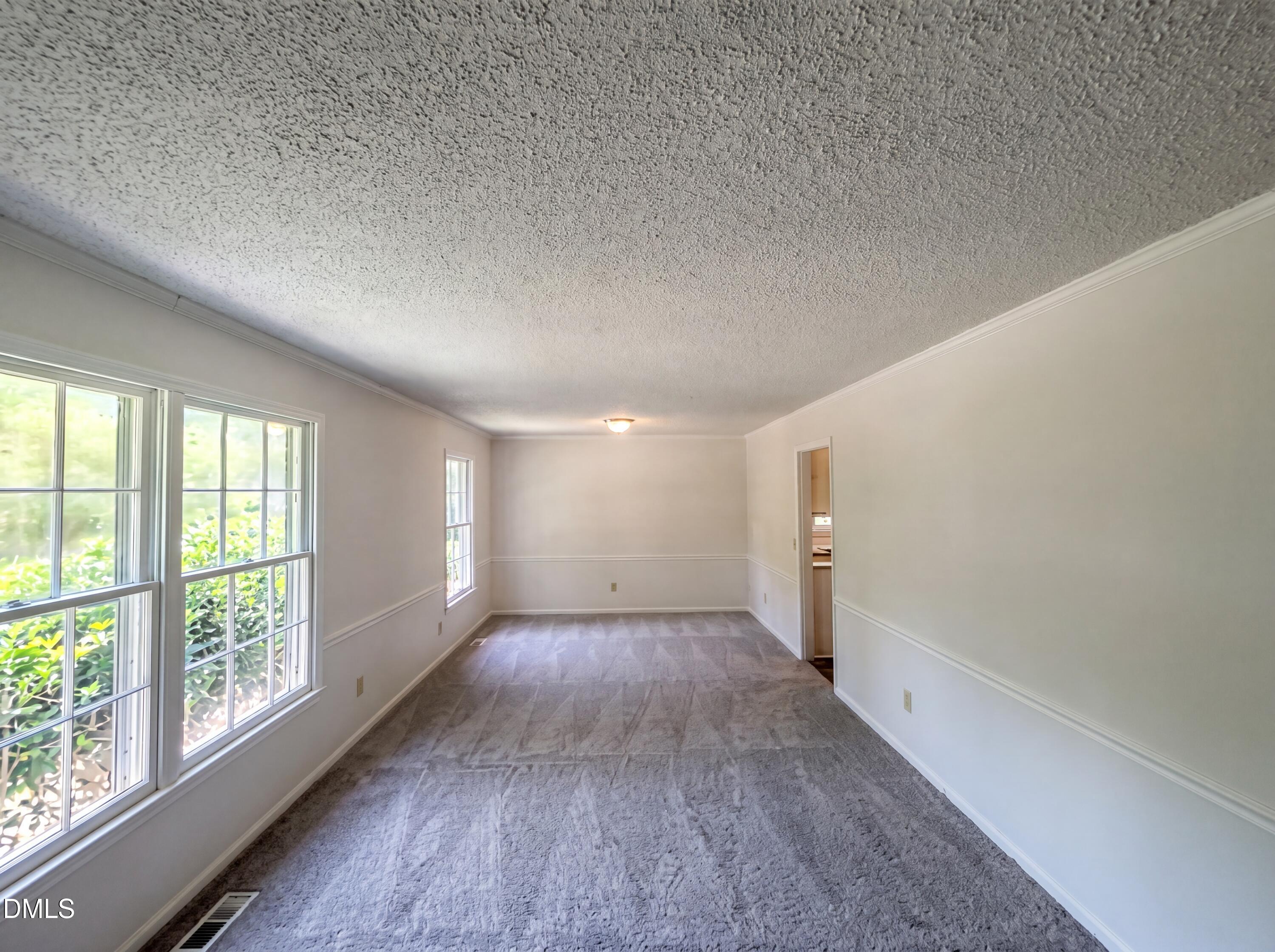 6641 Lynndale Drive Raleigh, NC 27612 - Photo 5 of 15