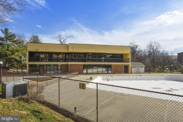 $205,000 | 15603 Dorset Road, Unit 17, Laurel, MD 20707