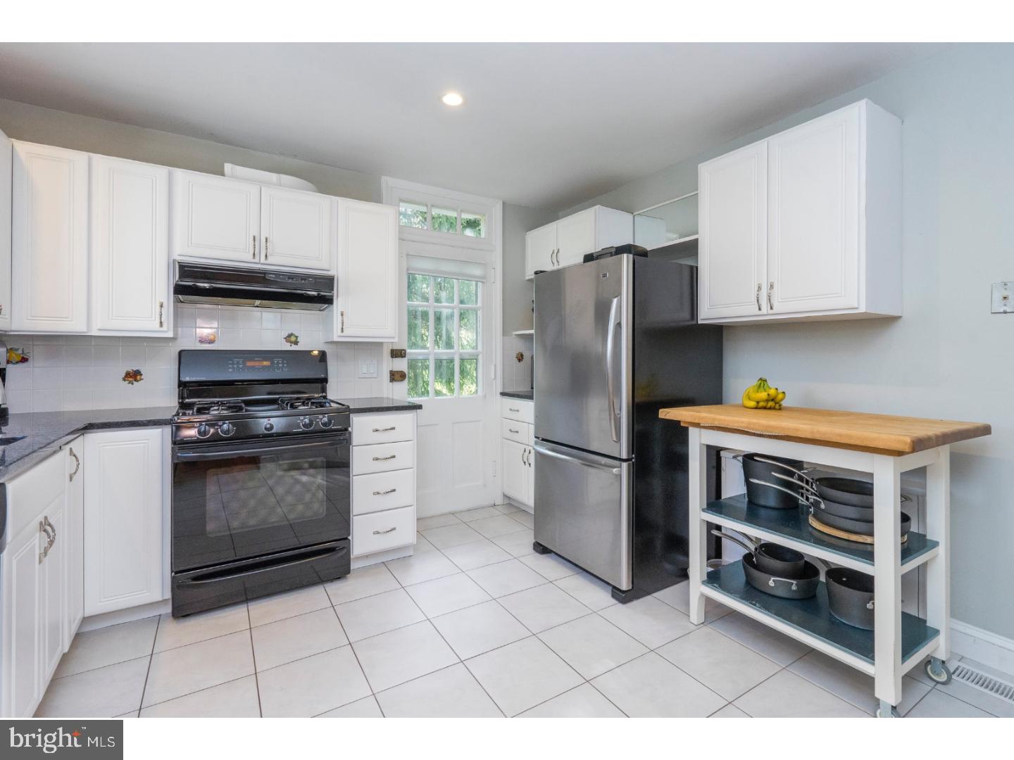 7905 Cobden Road Glenside, PA 19038 - Photo 11 of 24 Kitchen
