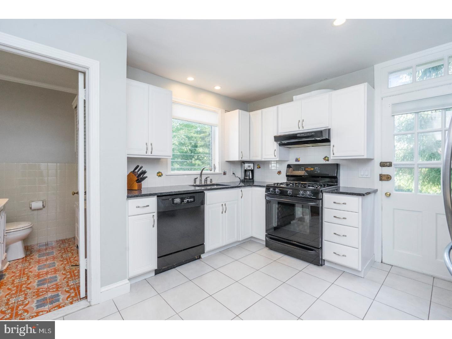 7905 Cobden Road Glenside, PA 19038 - Photo 9 of 24 Kitchen