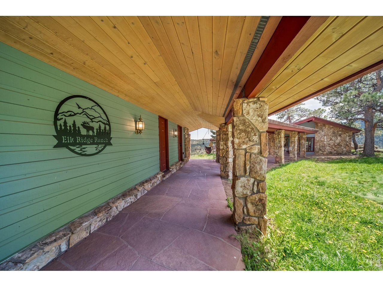 1692 Kiowa Road Lyons, CO 80540 - Photo 5 of 50