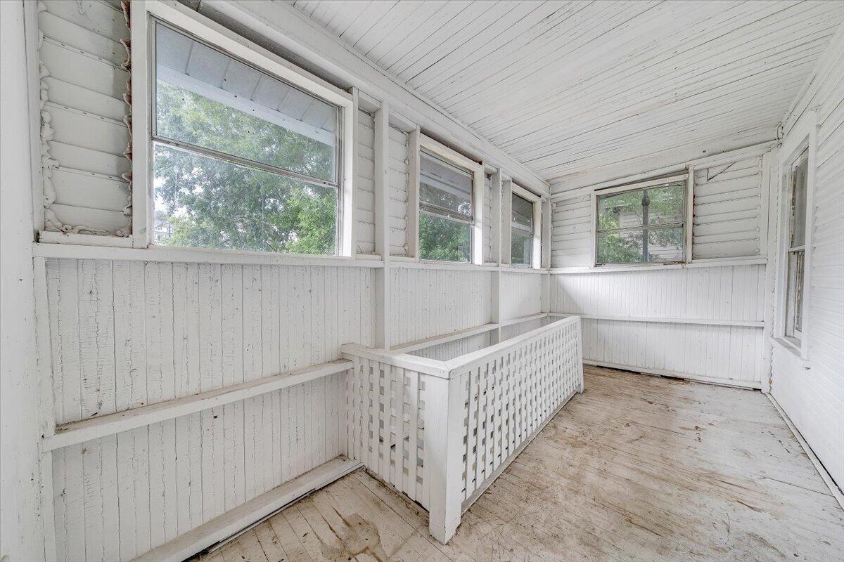 1002 Howbert Avenue Southwest Roanoke, VA 24015 - Photo 21 of 29 24-MIB01539
