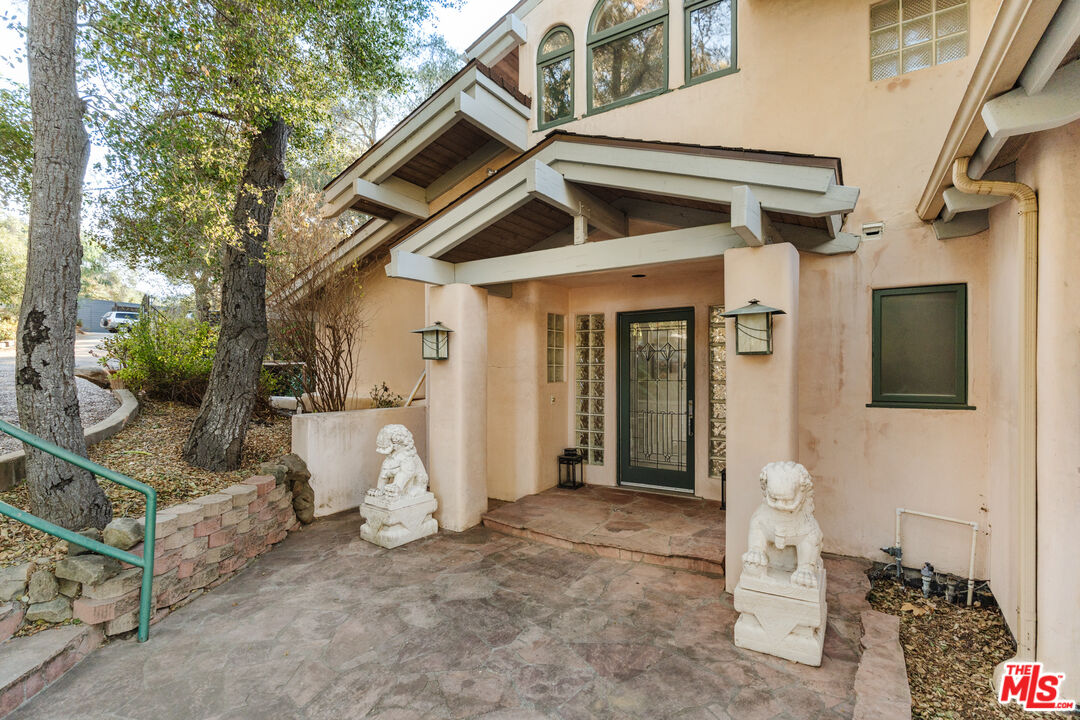 229 Muerdago Road Topanga, CA 90290 - Photo 34 of 59