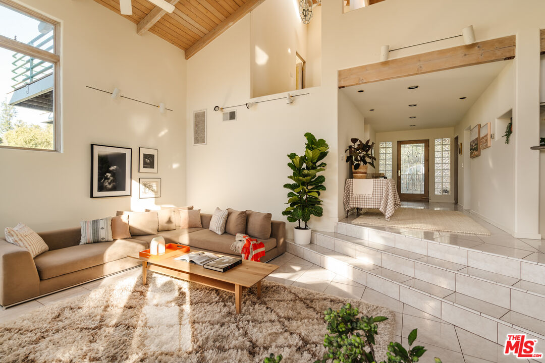 229 Muerdago Road Topanga, CA 90290 - Photo 49 of 59
