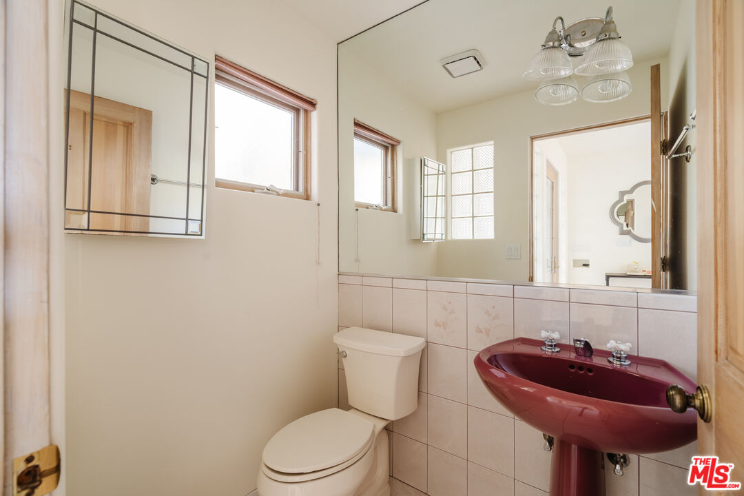 229 Muerdago Road Topanga, CA 90290 - Photo 51 of 59
