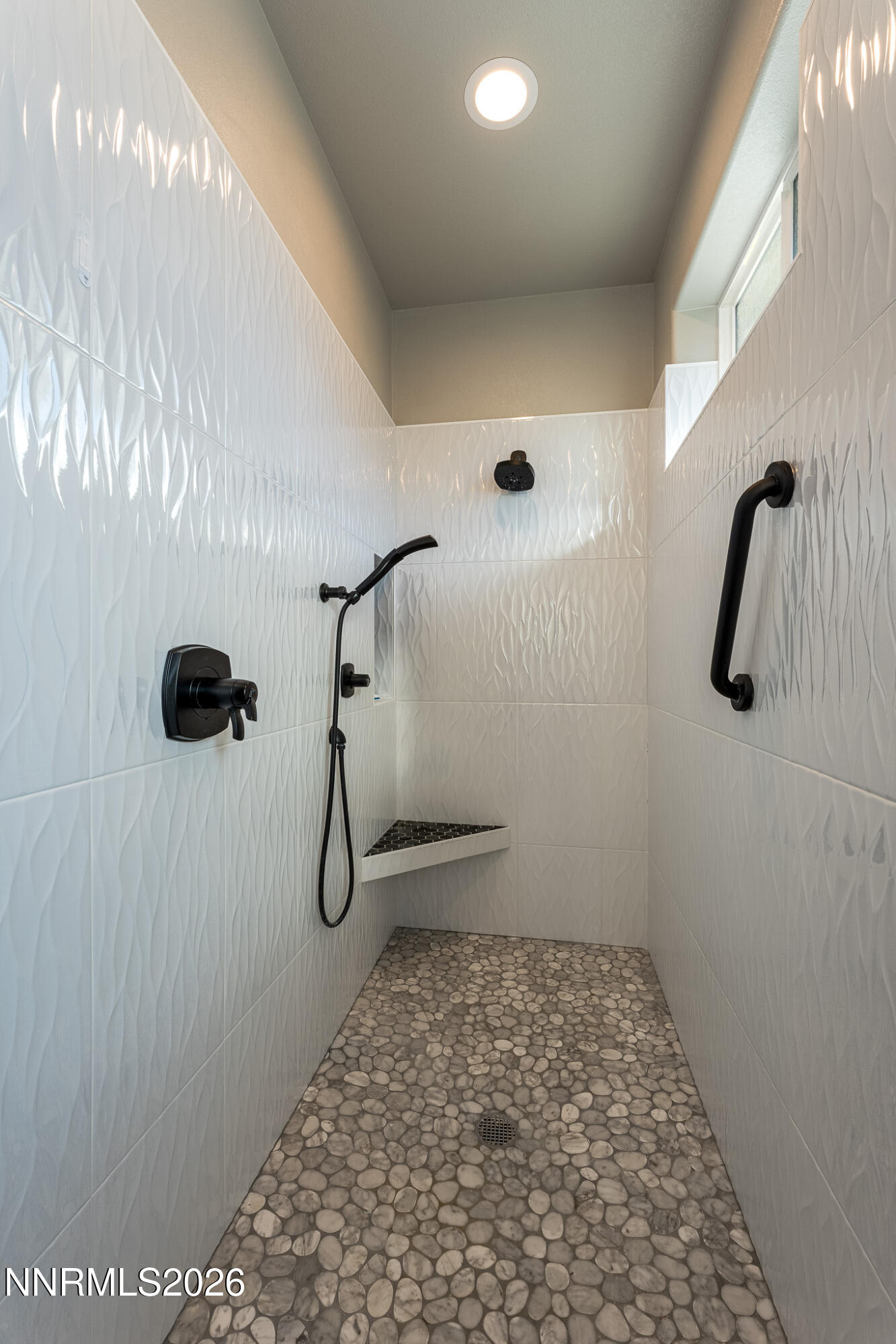 1016 Keystone Court Gardnerville, NV 89460 - Photo 28 of 47 primary shower