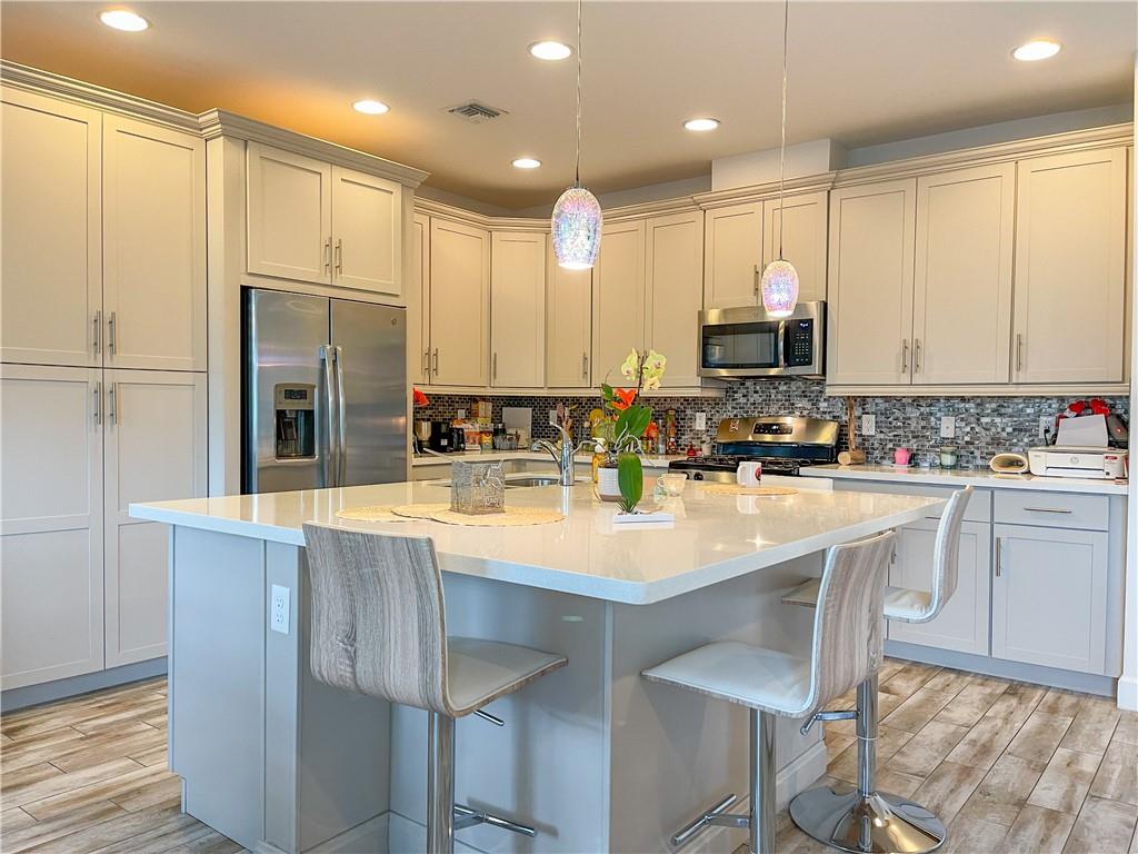 12512 Northwest 32nd Manor Sunrise, FL 33323 - Photo 3 of 55