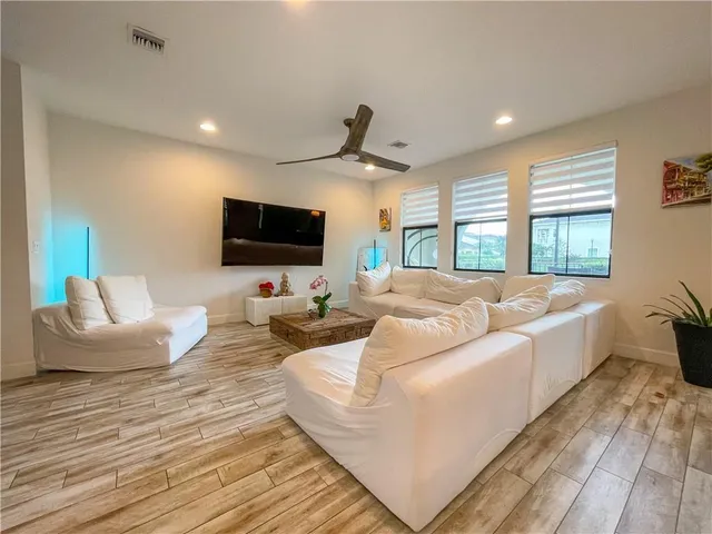 $784,990 | 12512 Northwest 32nd Manor, Sunrise, FL 33323