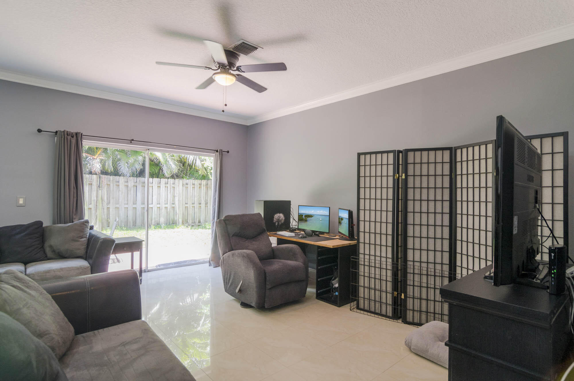 102 Baldwin Boulevard Lake Worth, FL 33463 - Photo 2 of 16 _IMG8262