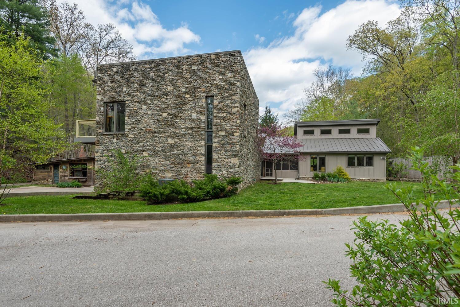 5665 East Kerr Road Bloomington, IN 47408 - Photo 1 of 36 Gallery Image 1