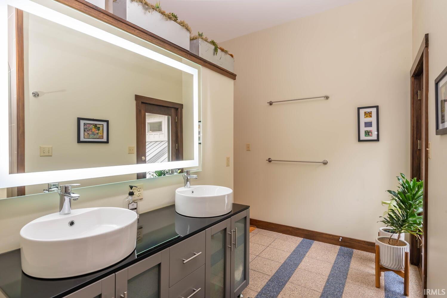 5665 East Kerr Road Bloomington, IN 47408 - Photo 23 of 36 Gallery Image 23