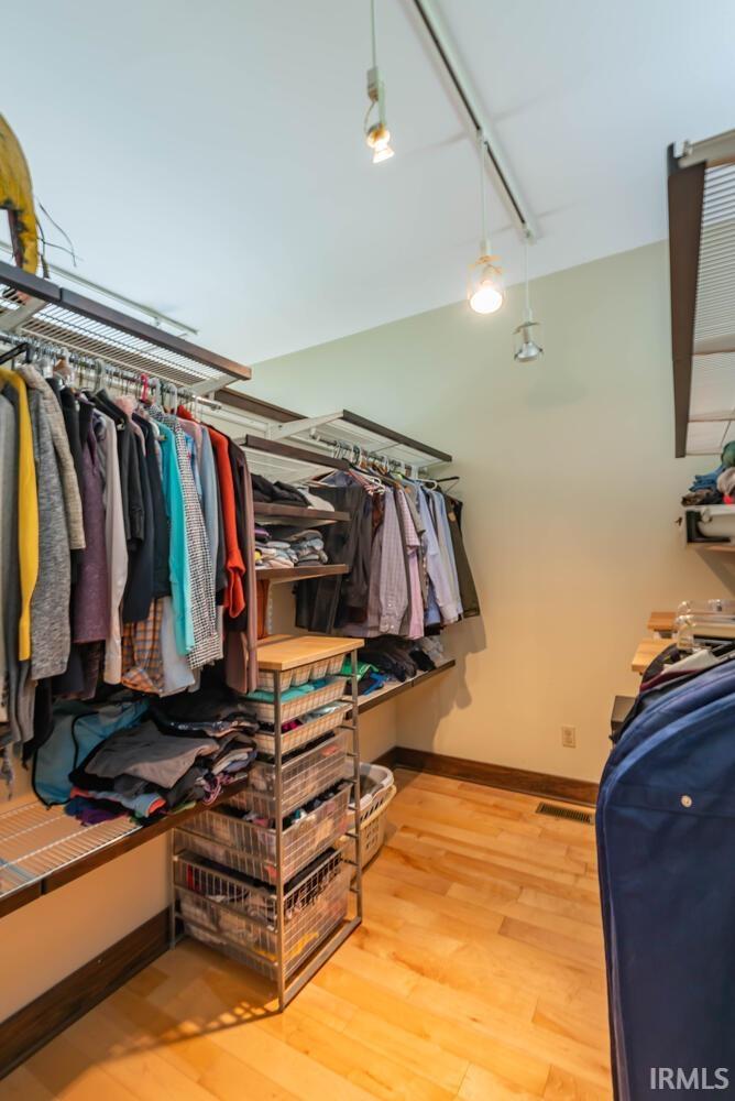 5665 East Kerr Road Bloomington, IN 47408 - Photo 24 of 36 Gallery Image 24