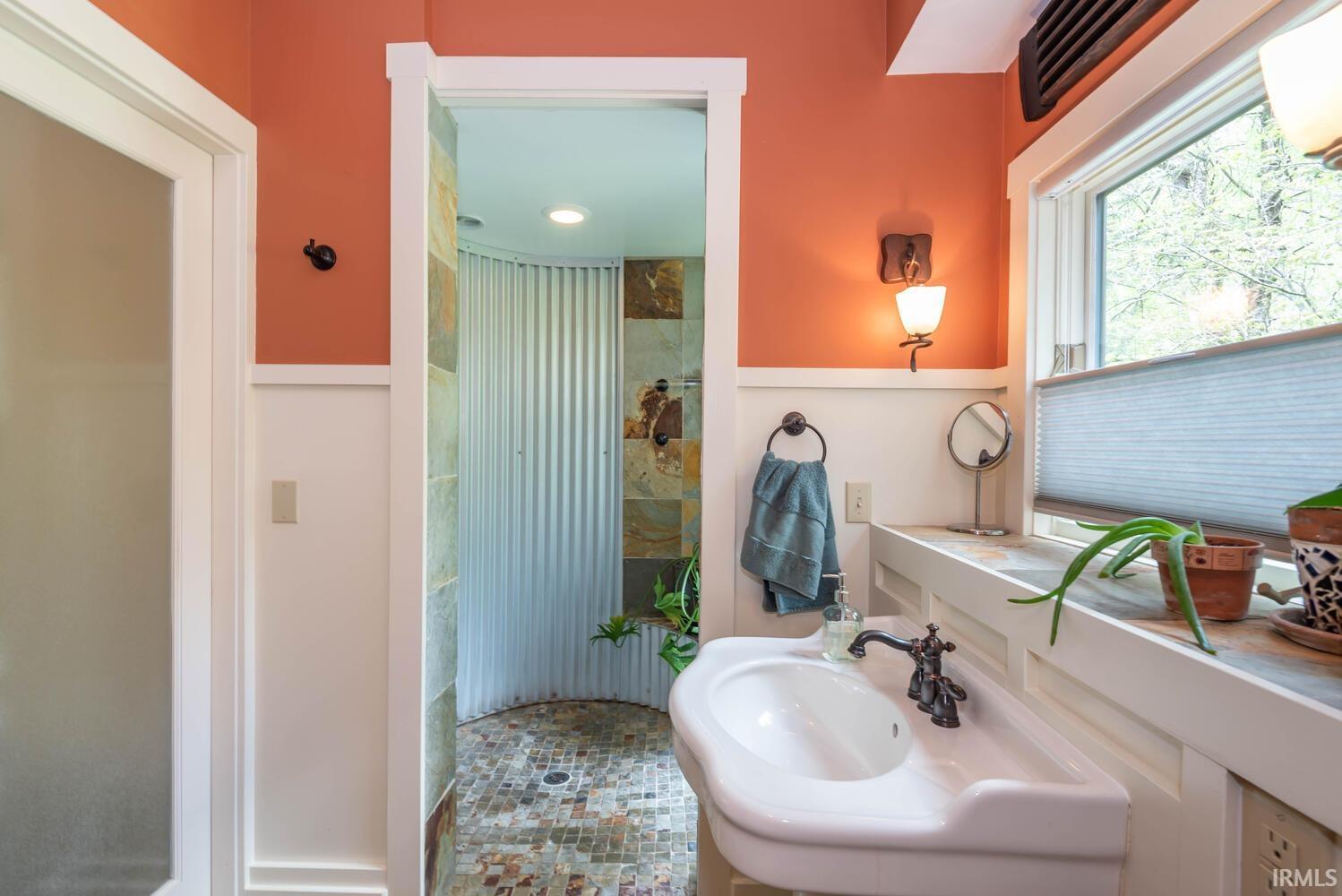 5665 East Kerr Road Bloomington, IN 47408 - Photo 6 of 36 Gallery Image 6