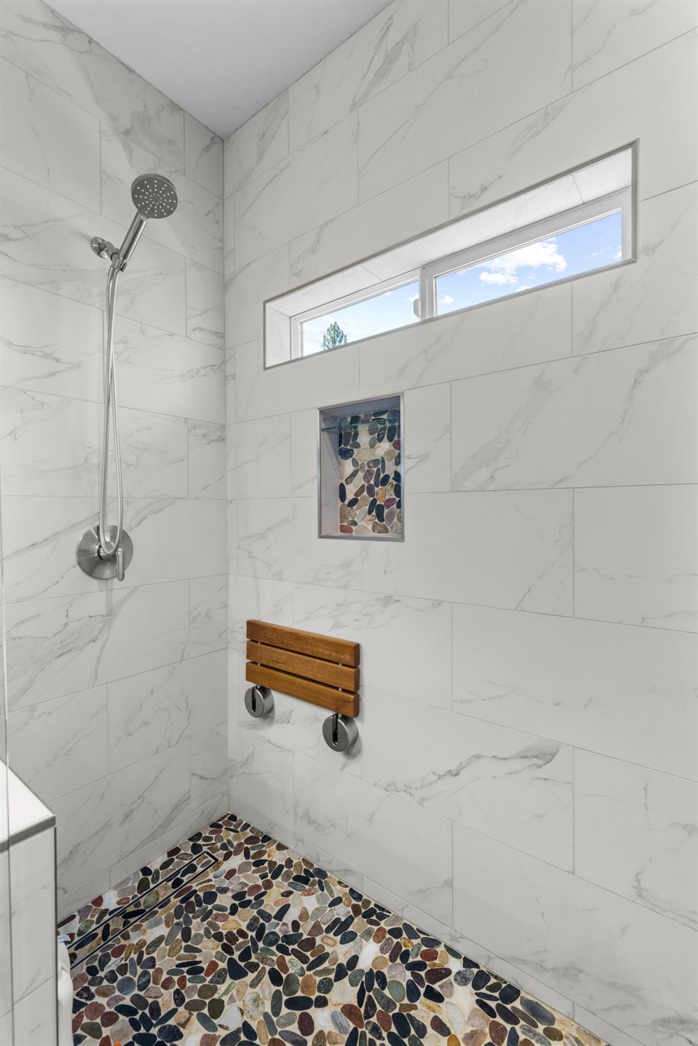 18594 Norlene Way Grass Valley, CA 95949 - Photo 24 of 46 Large master walk-in shower.