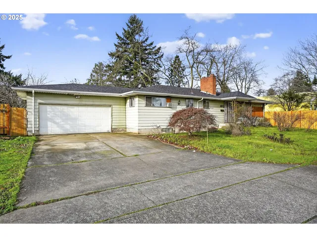 $460,000 | 4715 Southeast 94th Avenue, Portland, OR 97266