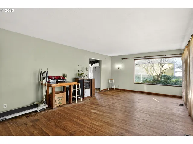 $460,000 | 4715 Southeast 94th Avenue, Portland, OR 97266