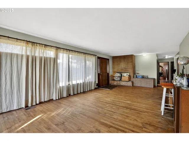 $460,000 | 4715 Southeast 94th Avenue, Portland, OR 97266