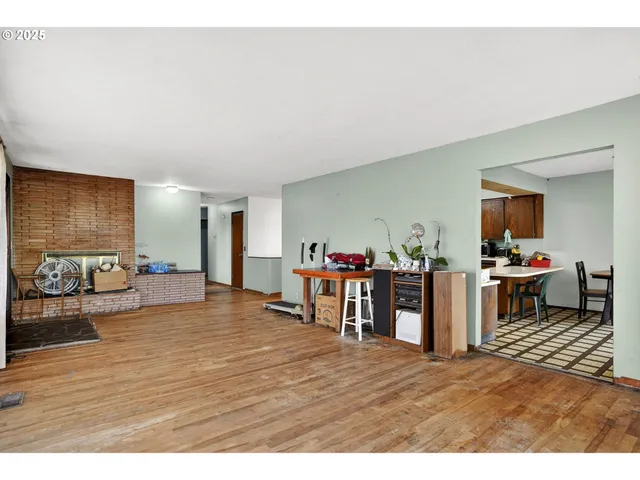 $460,000 | 4715 Southeast 94th Avenue, Portland, OR 97266