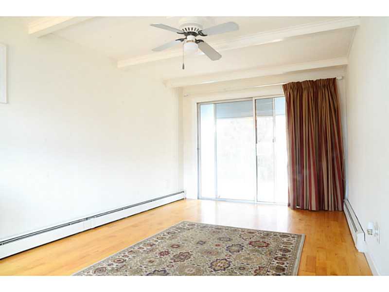 1323 Ives Road Warwick, RI 02818 - Photo 3 of 17 Entry.