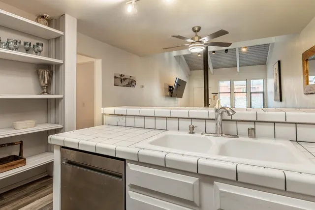 $789,000 | 2252 Meridian Boulevard, Unit 5, Mammoth Lakes, CA 93546