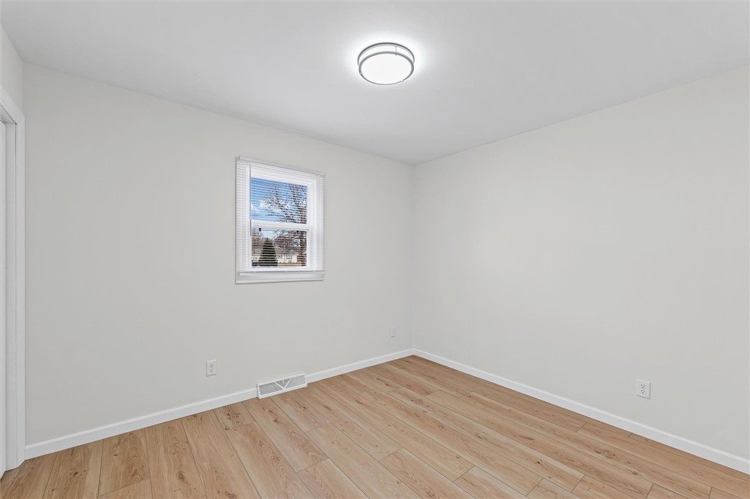 309 Logan Street Georgetown, IL 61846 - Photo 21 of 31 Gallery Image 21
