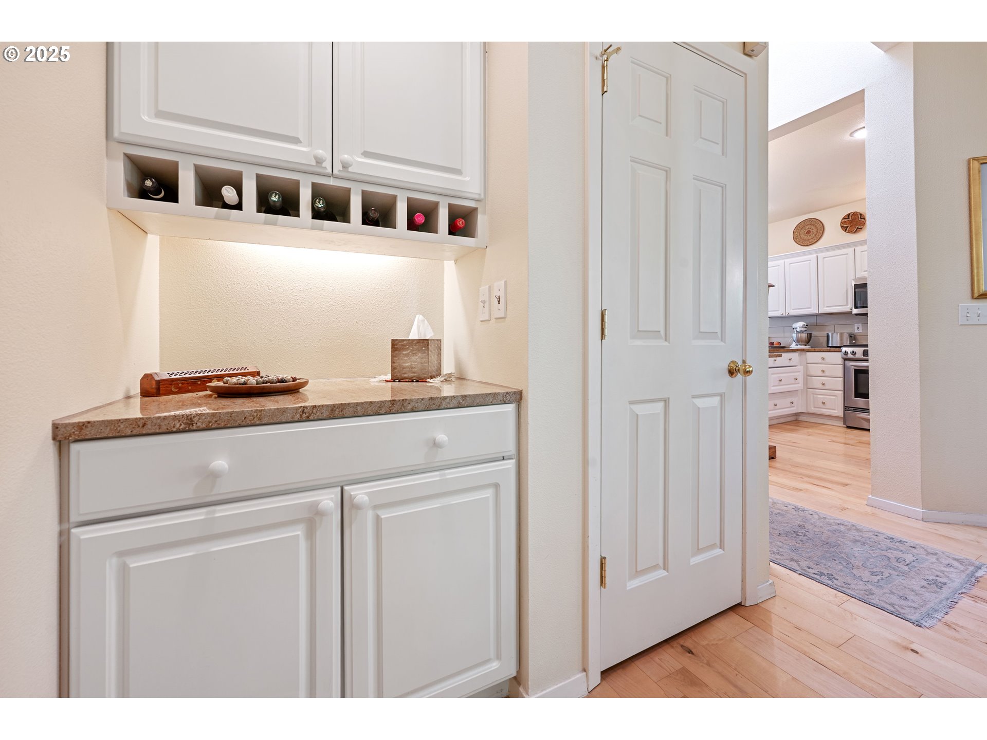 9627 Northwest Silver Ridge Loop Portland, OR 97229 - Photo 13 of 34 Gallery Image 13