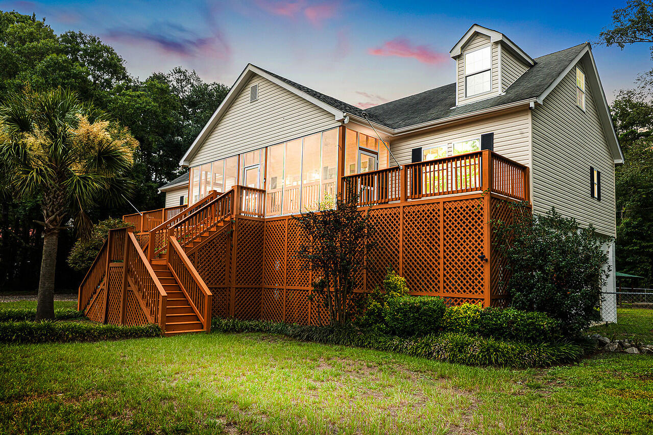 197 Hideaway Lane Ridgeville, SC 29472 - Photo 1 of 108 CM-1