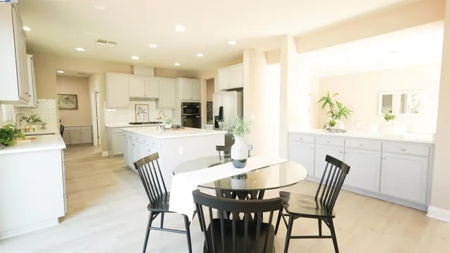 $950,000 | 967 Dainty Avenue, Brentwood, CA 94513