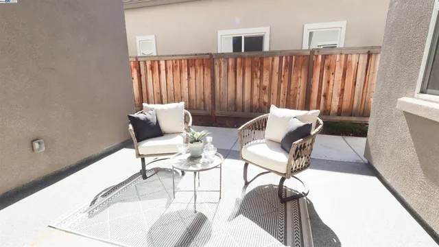$950,000 | 967 Dainty Avenue, Brentwood, CA 94513