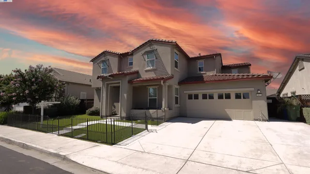 $950,000 | 967 Dainty Avenue, Brentwood, CA 94513