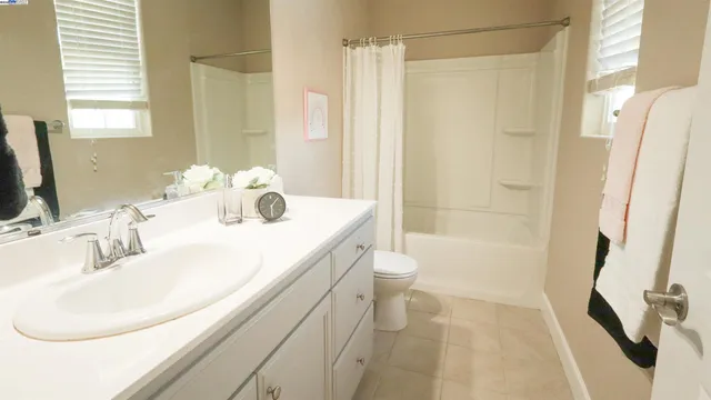 $950,000 | 967 Dainty Avenue, Brentwood, CA 94513