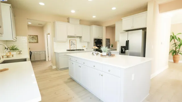 $950,000 | 967 Dainty Avenue, Brentwood, CA 94513