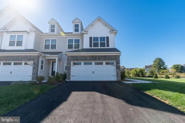 $4,300 | 48 Parry Way, Warminster, PA 18974